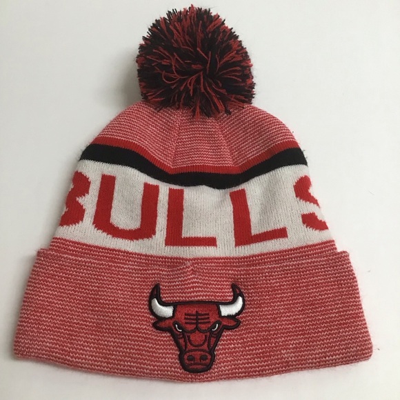 Chicago Bulls Beanie Ultra Game Knit Winter Hat Pom NBA Ski Snowboard Cap Red - Picture 7 of 7